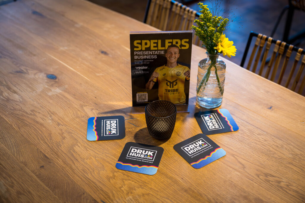 Onderzetters en presentatie voor Roda JC
